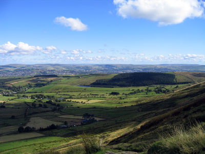 Lower Ogden Reservoir visible just before Fell Wood